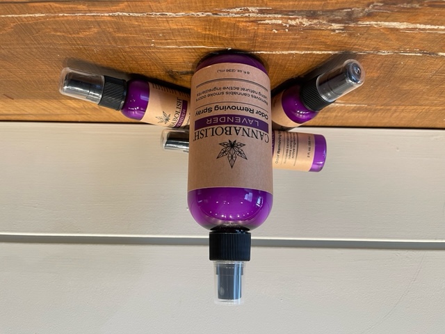 French Cannabolish Lavender Spray, 8 fl. oz.