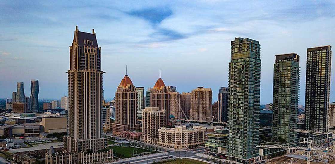 Skyline of the city of Mississauga.